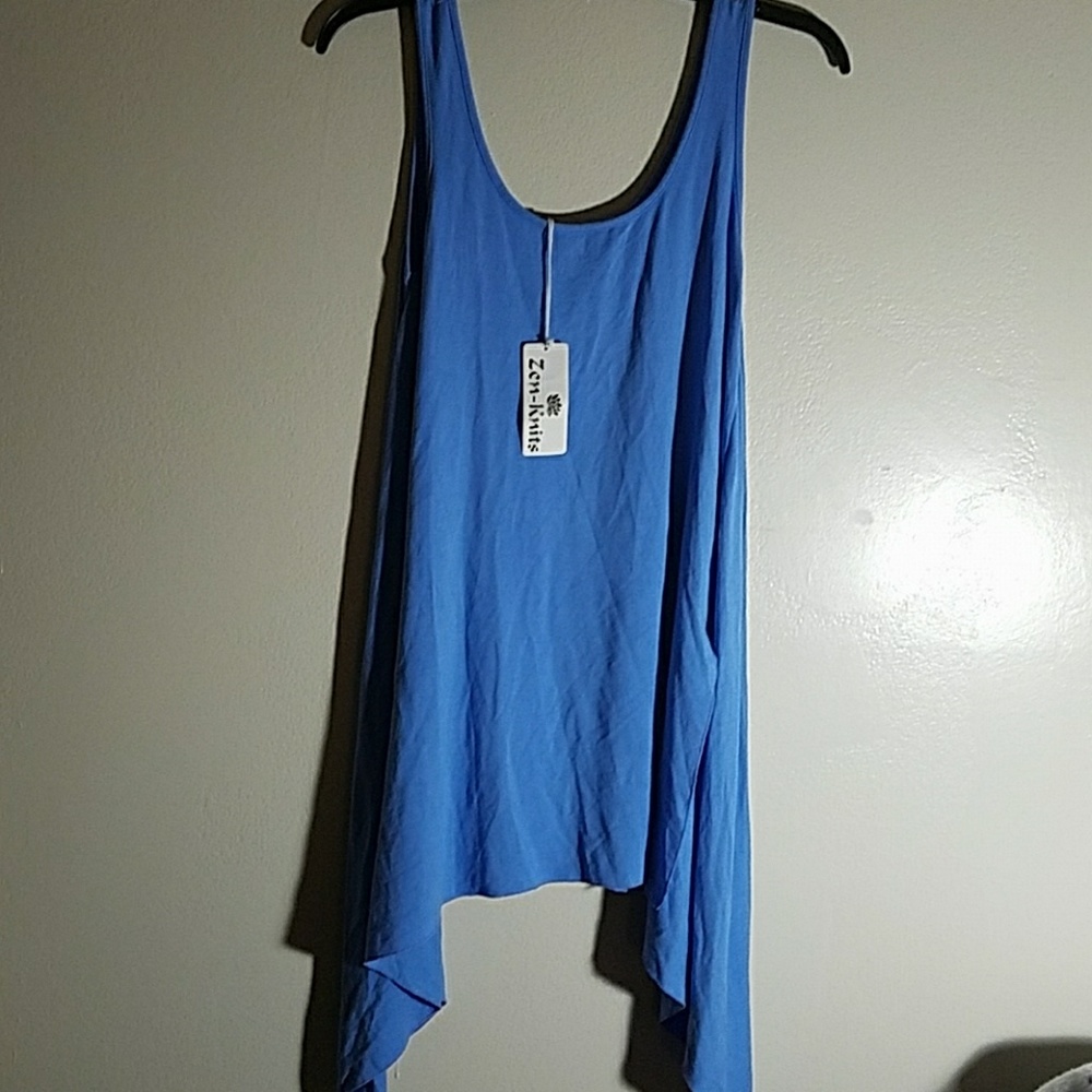 Zen Knits sleeveless top, new with tag.